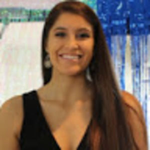 Meet your Posher, Desiree